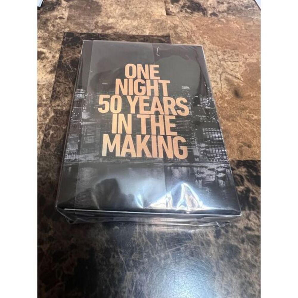 SNL 50th Anniversary‎ Special Playing Cards Sealed Collectible Limited Edition - Picture 3 of 3